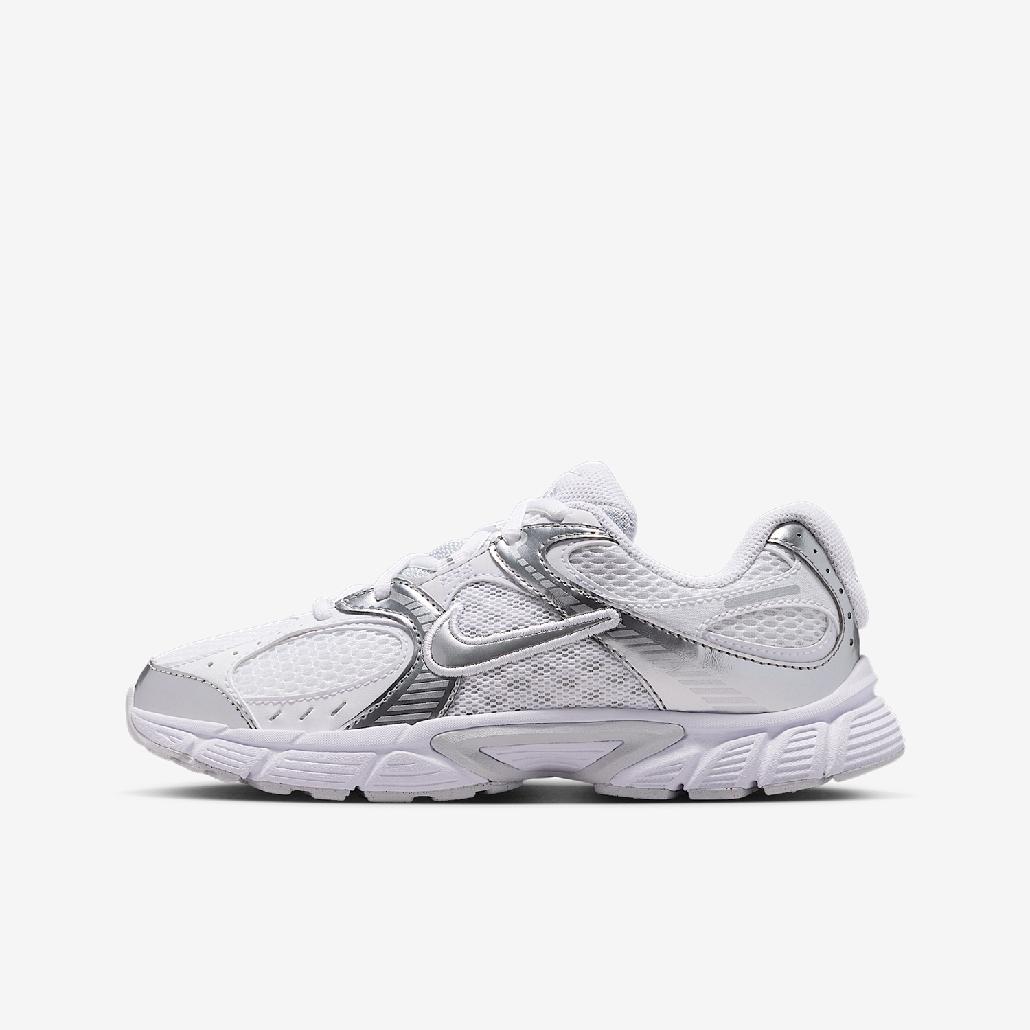حذاء Nike Authentic V5 RNR GS  - مراجعة Kids Outdoor Wear وسعره