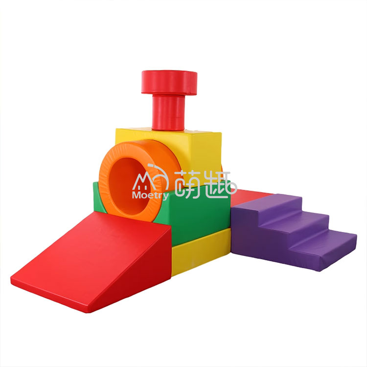 مكعبات رغوية ملونة على شكل قطا - مراجعة Kids Outdoor Playset وسعره